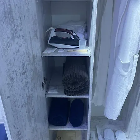 Cool Blue Interior Self Check In Apartment Yerevan Exterior photo