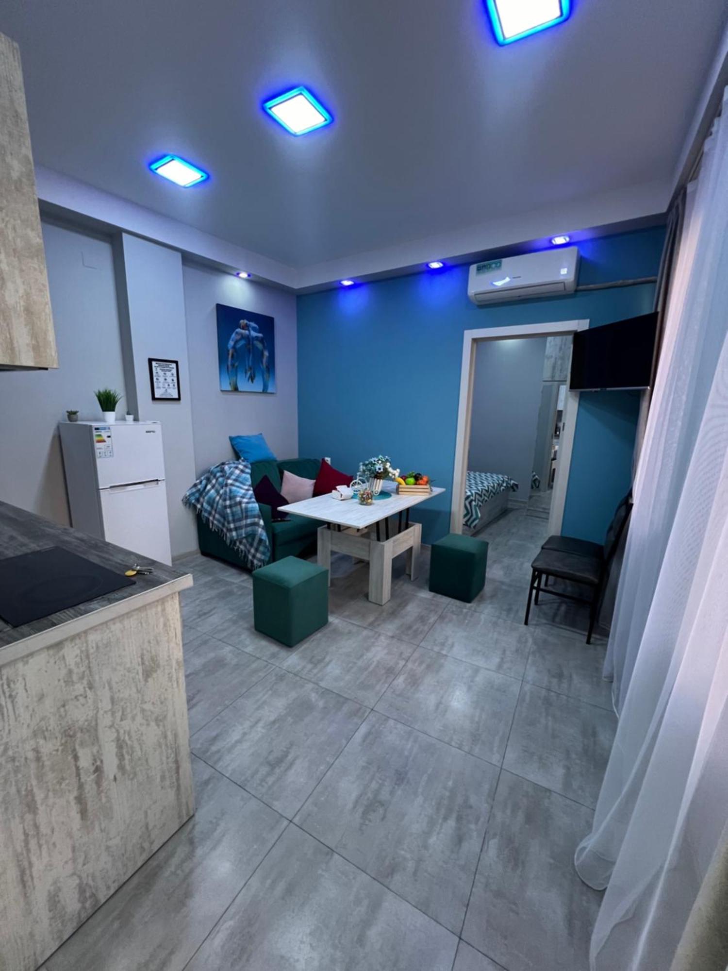 Cool Blue Interior Self Check In Apartment *